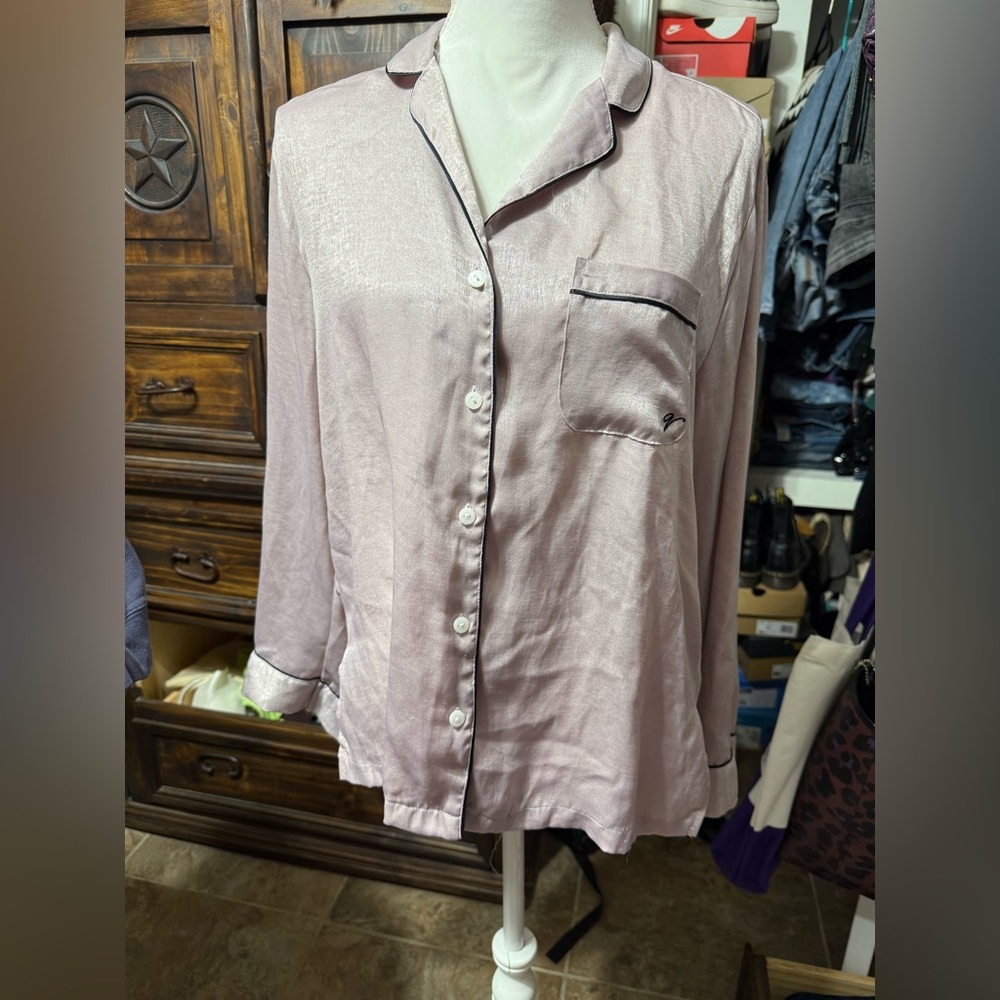 Victoria's Secret light Pink satin PJ set